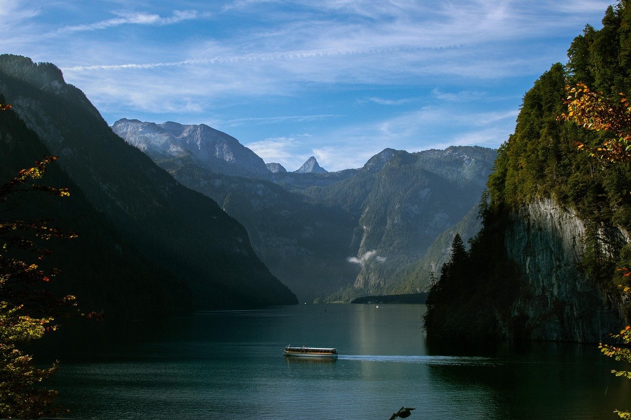 Boating safety and tips – Image 1