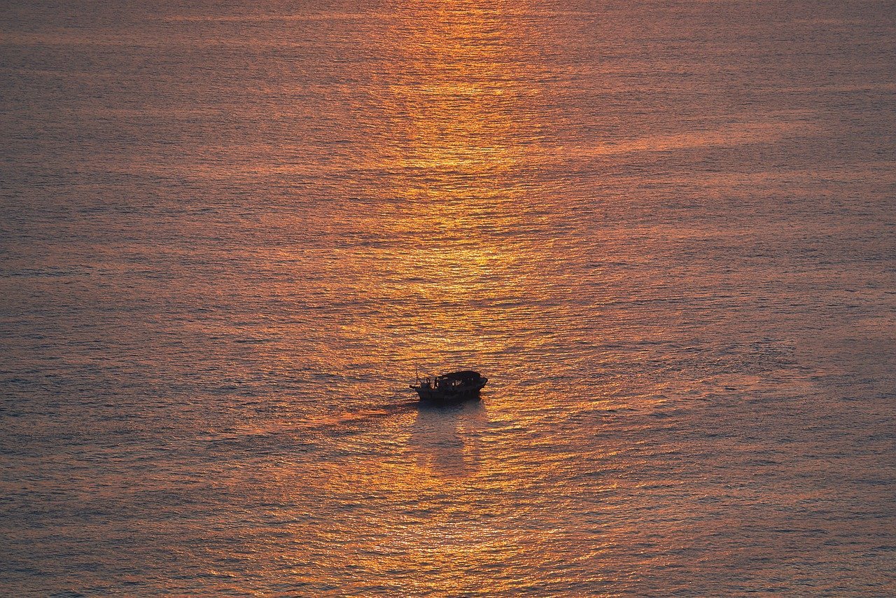 Boating safety and tips – Image 2